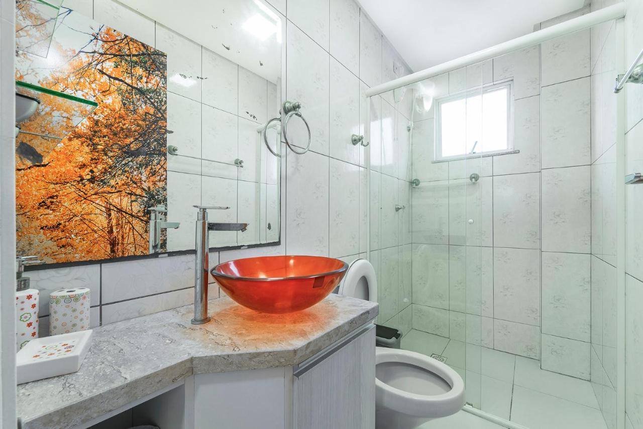 Residencial Edite No Centro De Bombinha Бомбиняс Екстериор снимка